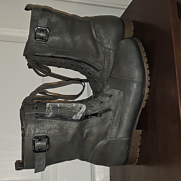 Dream Pairs Shoes - Nwot HAVE POCKETS combat style boots